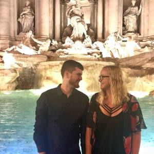 Meet your Posher, Katelyn